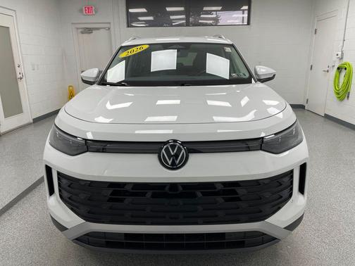 Pure White 2026 Volkswagen Tiguan 2.0T S