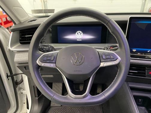 Pure White 2026 Volkswagen Tiguan 2.0T S