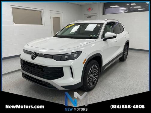 Pure White 2026 Volkswagen Tiguan 2.0T S