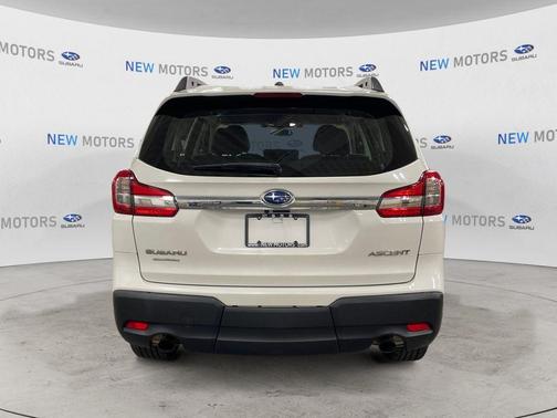 Crystal White Pearl 2019 Subaru Ascent Base 8-Passenger