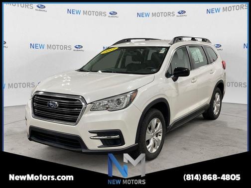 Crystal White Pearl 2019 Subaru Ascent Base 8-Passenger