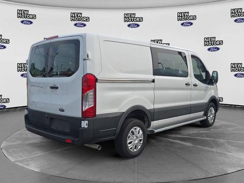 Oxford White 2024 Ford Transit-250 Base