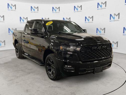 Diamond Black 2025 RAM 1500 Big Horn/Lone Star