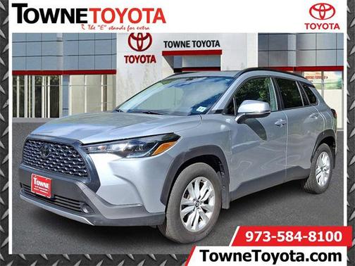 2022 Toyota Corolla Cross LE