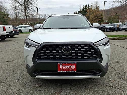 2023 Toyota Corolla Cross LE