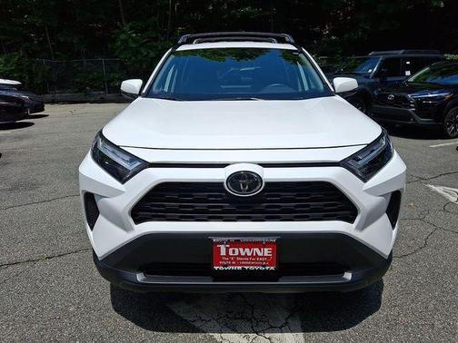 Ice 2025 Toyota RAV4 XLE