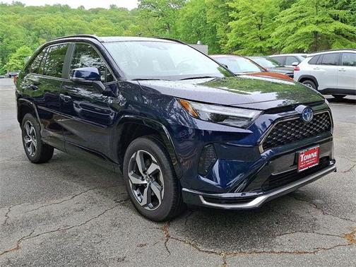 2024 Toyota RAV4 Prime SE