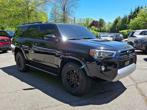 Midnight Black Metallic 2024 Toyota 4Runner TRD Off Road Premium