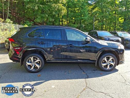 2025 Toyota RAV4 Hybrid SE