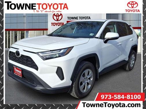2023 Toyota RAV4 LE