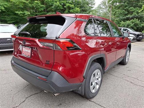 2022 Toyota RAV4 LE