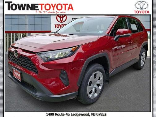 2022 Toyota RAV4 LE