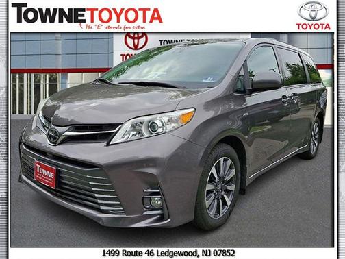 2019 Toyota Sienna XLE