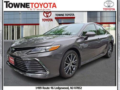 2023 Toyota Camry XLE