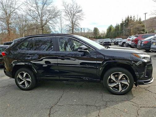 2023 Toyota RAV4 Prime SE