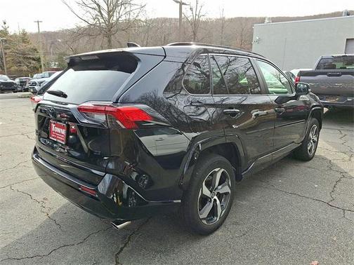 2023 Toyota RAV4 Prime SE