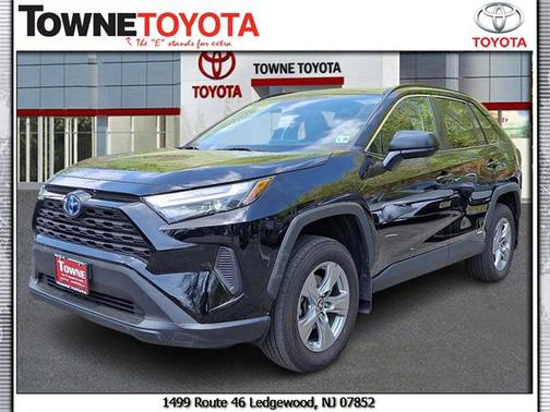 2024 Toyota RAV4 Hybrid LE
