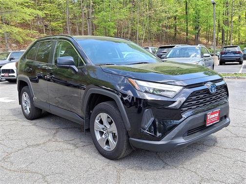 2024 Toyota RAV4 Hybrid LE