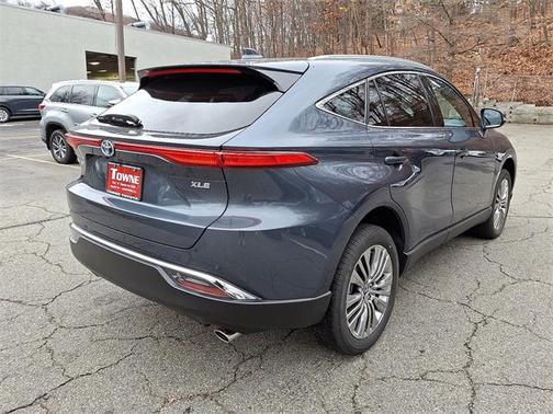 2024 Toyota Venza XLE