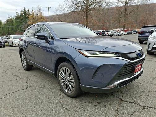 2024 Toyota Venza XLE