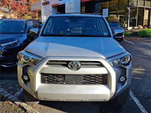 2022 Toyota 4Runner SR5 Premium