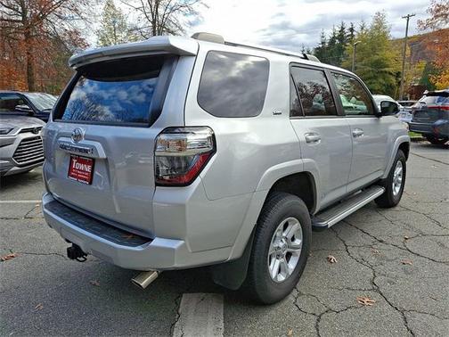 2022 Toyota 4Runner SR5 Premium