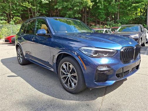 2021 BMW X5 M50i
