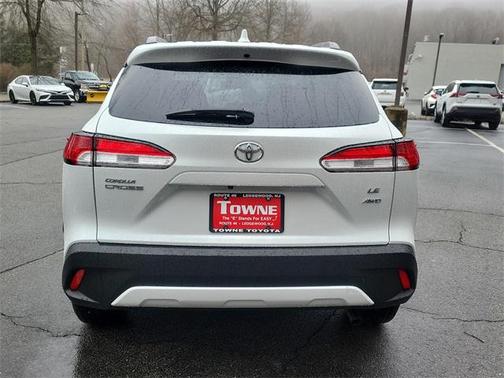 2022 Toyota Corolla Cross LE