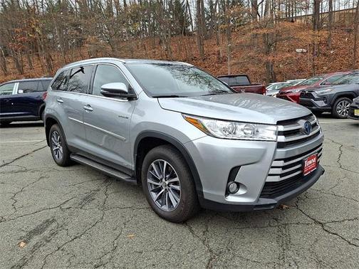 2019 Toyota Highlander Hybrid XLE