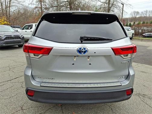 2019 Toyota Highlander Hybrid XLE