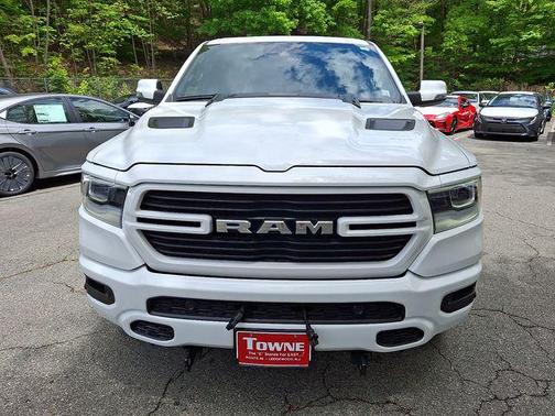 Bright White Clearcoat 2024 RAM 1500 Laramie
