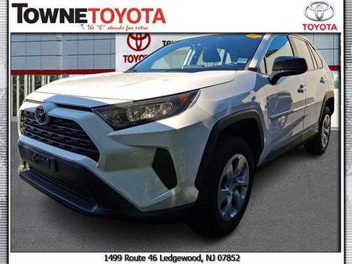 2022 Toyota RAV4 LE