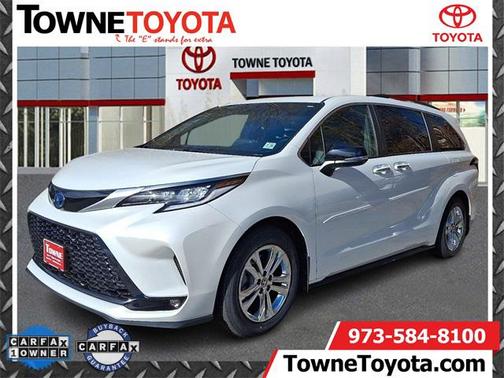 2023 Toyota Sienna XSE 7 Passenger