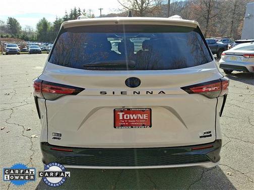 2023 Toyota Sienna XSE 7 Passenger