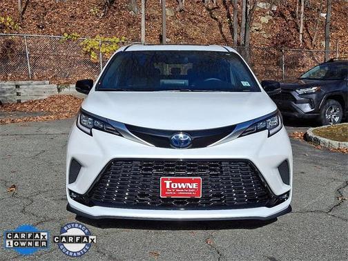 2023 Toyota Sienna XSE 7 Passenger