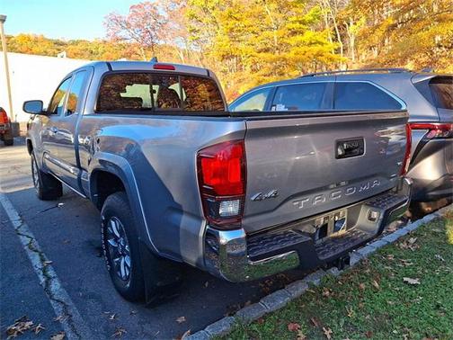 2018 Toyota Tacoma SR5