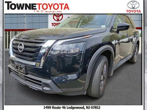 2023 Nissan Pathfinder S 4WD