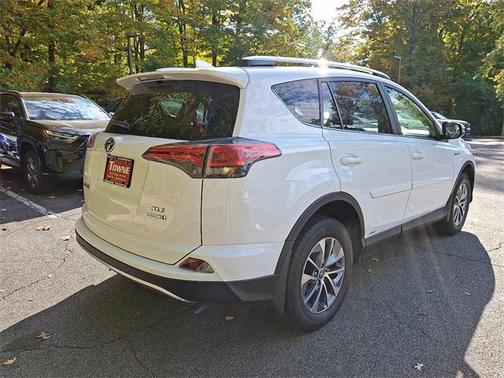 2016 Toyota RAV4 Hybrid XLE