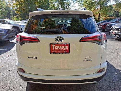 2016 Toyota RAV4 Hybrid XLE