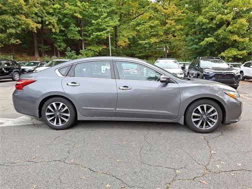 2017 Nissan Altima 2.5 SV