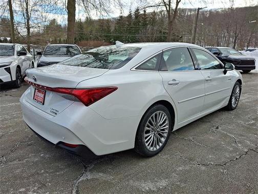 2021 Toyota Avalon Hybrid Limited