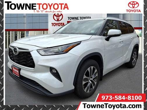 2023 Toyota Highlander XLE