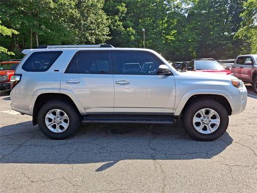 2020 Toyota 4Runner SR5