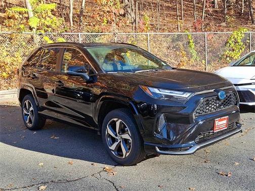 2024 Toyota RAV4 Prime SE