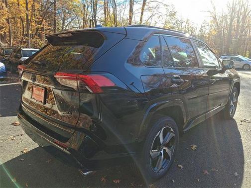 2024 Toyota RAV4 Prime SE
