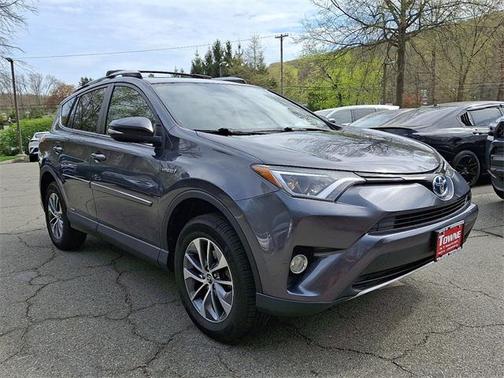 2016 Toyota RAV4 Hybrid XLE