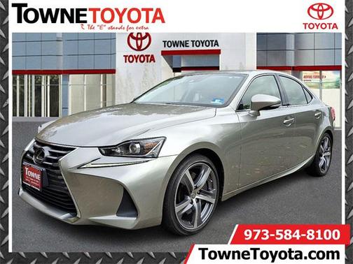 2018 Lexus IS 300 Base