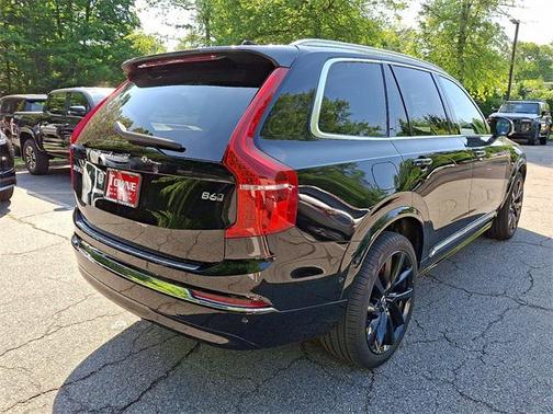 2023 Volvo XC90 B6 Plus 7-Seater