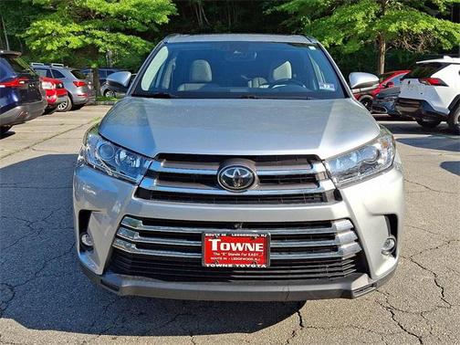 2019 Toyota Highlander Limited Platinum