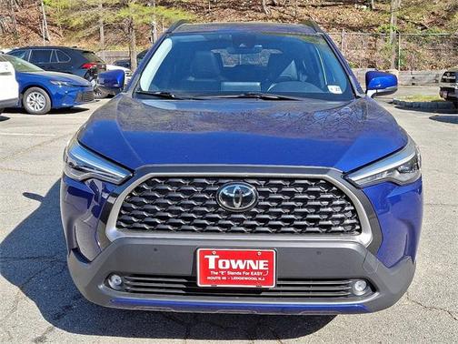 2022 Toyota Corolla Cross XLE